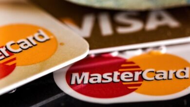 8 Eylül ile biten haftada; Kartlı ödeme hacimleri bir önceki haftaya göre %7,00 oranında azalış ile 177.7 milyar TL olarak gerçekleşti.